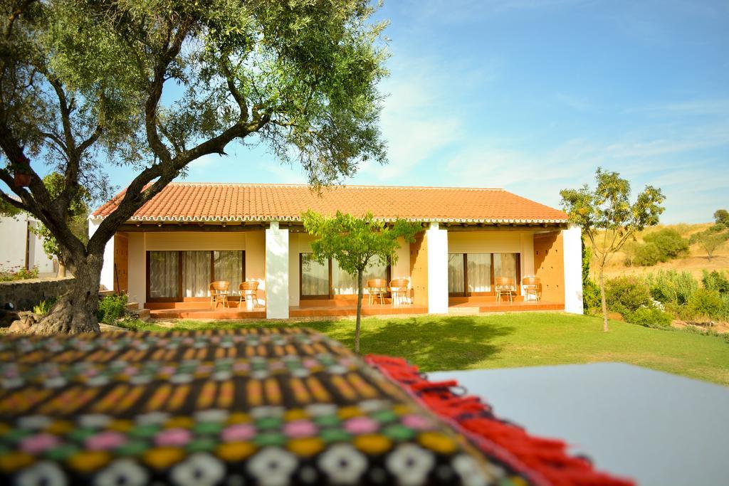 Melrinitas Turismo Rural Hotel Serpa Buitenkant foto